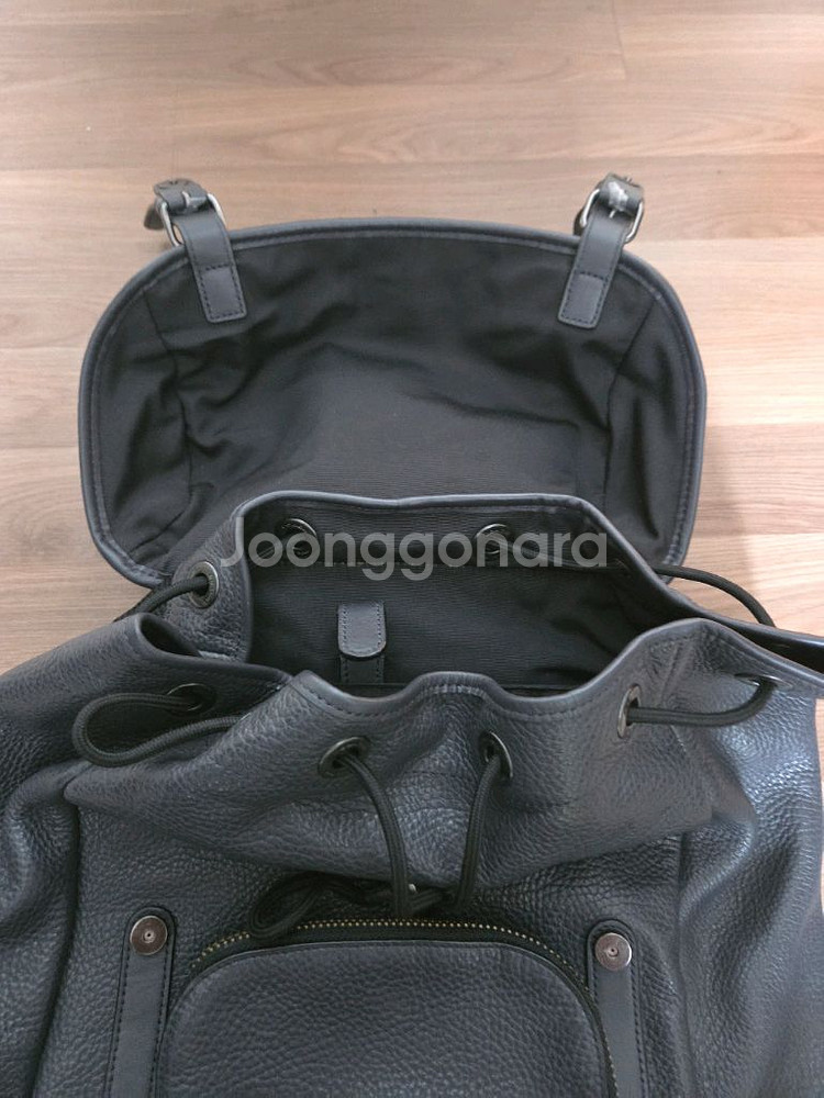 코치 가죽 백팩--1