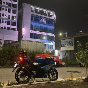 스즈키gsxr125 23년식