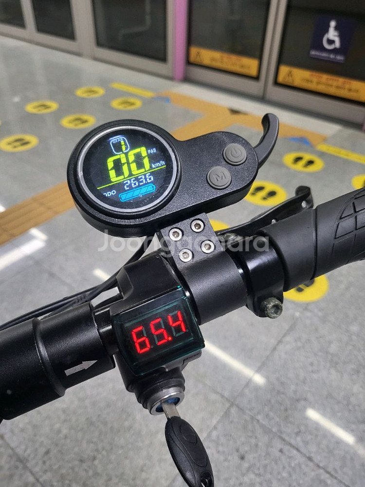 나노휠 에어1000 입니다 전동킥보드--1