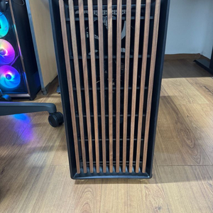 프렉탈 디자인 노스 메쉬 XL