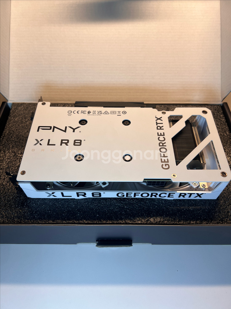 보증O)PNY RTX 4060 OC 화이트--3