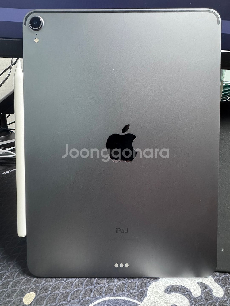 아이패드 프로 11 (1세대) WIFI 판매합니다!--0