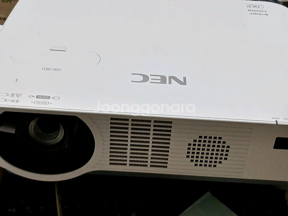 레이저 빔프로젝터 p502HL 3ㅡ5천시간대--0