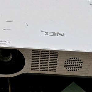 레이저 빔프로젝터 p502HL 3ㅡ5천시간대