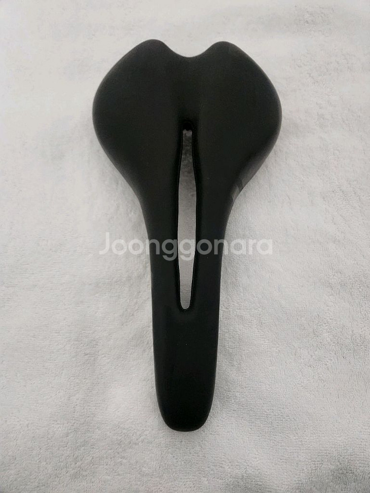 스페셜라이즈드 스캇 셀레 자전거 안장 팝니다--0
