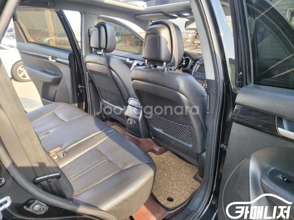 [기아]쏘렌토 R 디젤 2WD 2.0 TLX 최고급형--6