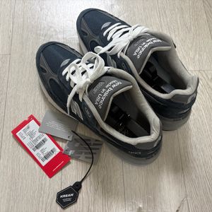 뉴발란스 993 275 팝니다