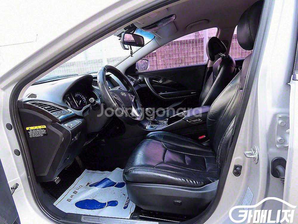 [현대]그랜저 HG LPG HG300 프라임 (5인승)--5