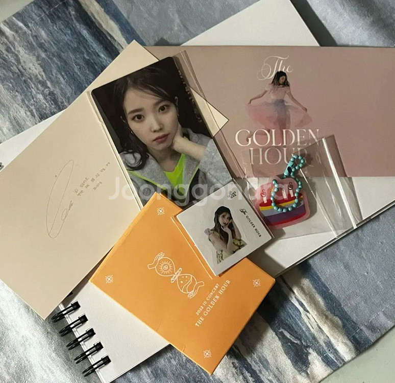 아이유 2022 골든아워 유애나존 굿즈 일괄--0