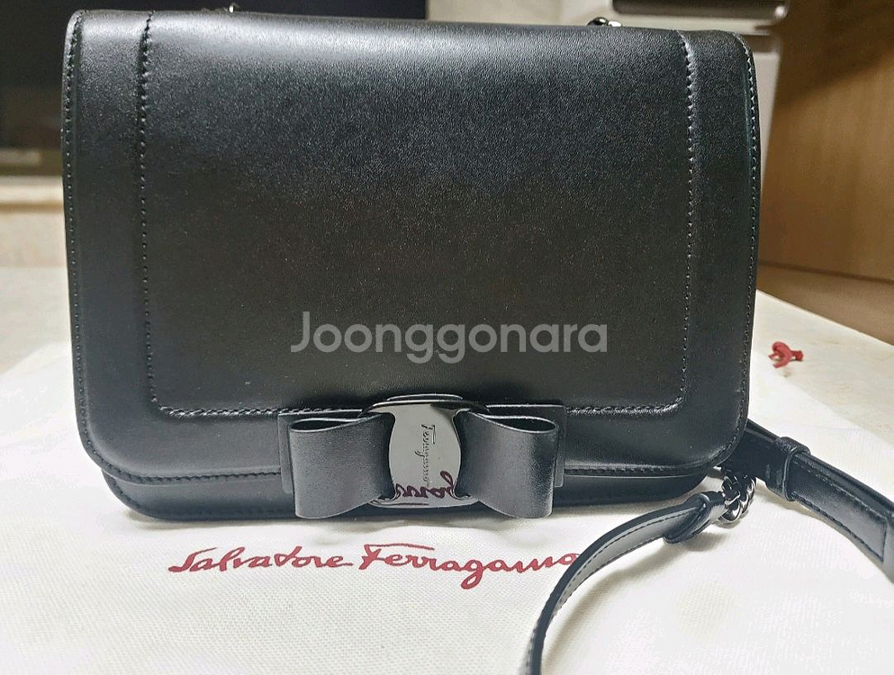 페레가모 가방--0