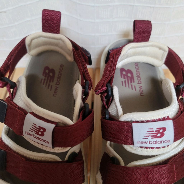 뉴발란스 멀티 샌들 260 이미지