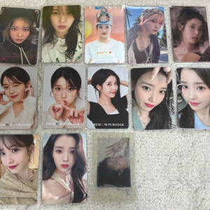 아이유 포카 판매