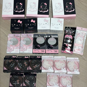 필리밀리 헬로키티 천사악마 새상품