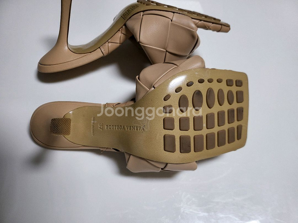 [1회 착용] 보테가 베네타 샌들 37 / 굽 9cm--3
