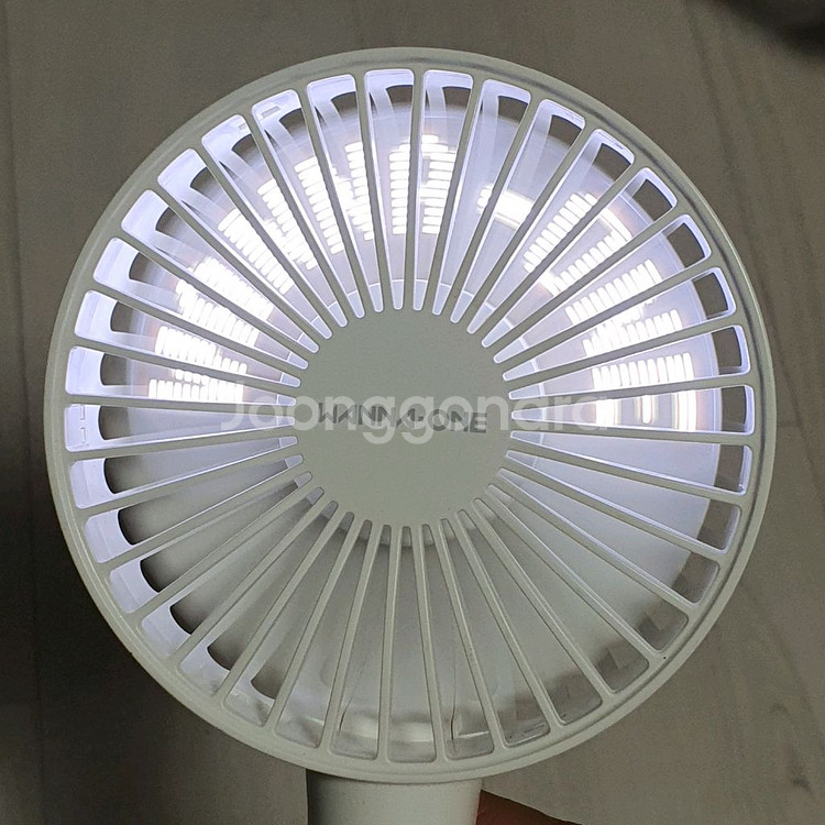 워너원 LED 핸디팬 손선풍기--3