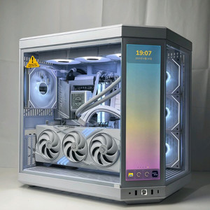9800X3D 5070Ti X870 Y70 터치 화이트