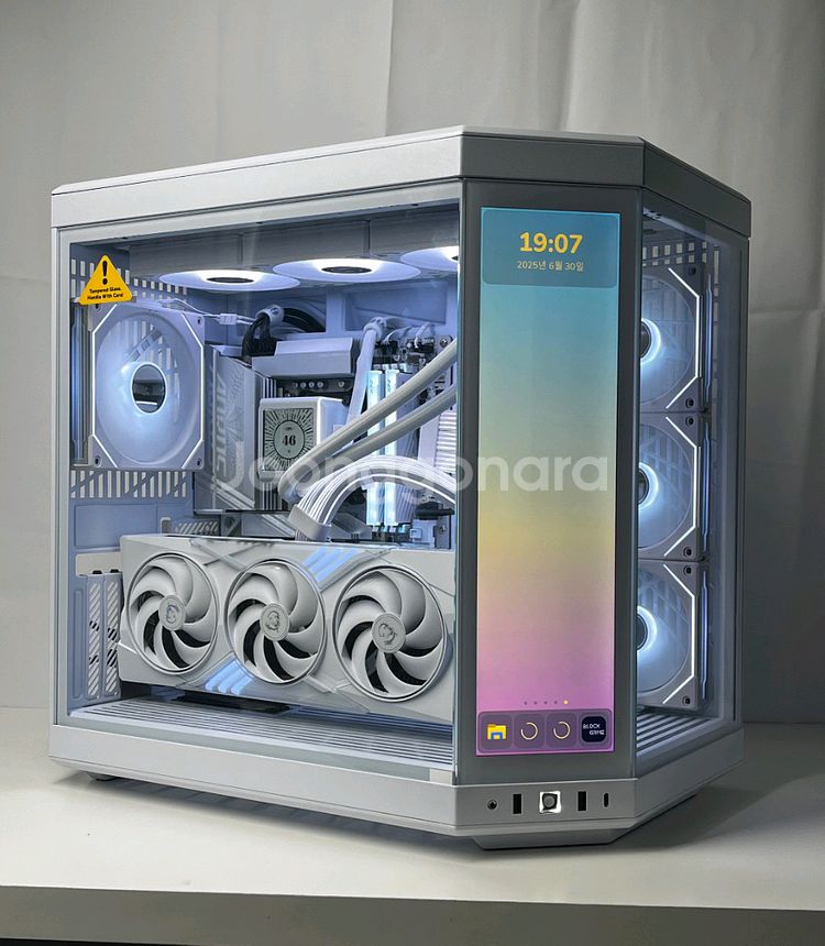 9800X3D 5070Ti X870 Y70 터치 화이트--1