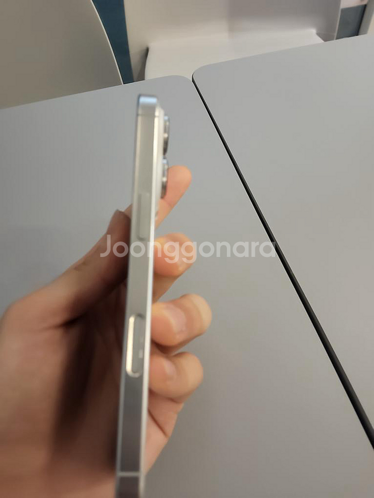아이폰 16프로 128GB--4