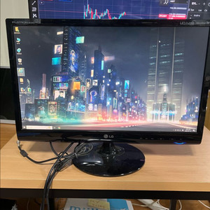 23~24인치 LG 티비겸 모니터