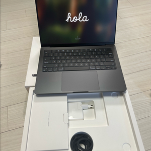 맥북 프로 M4 14인치 16gb 512ssd 애케플