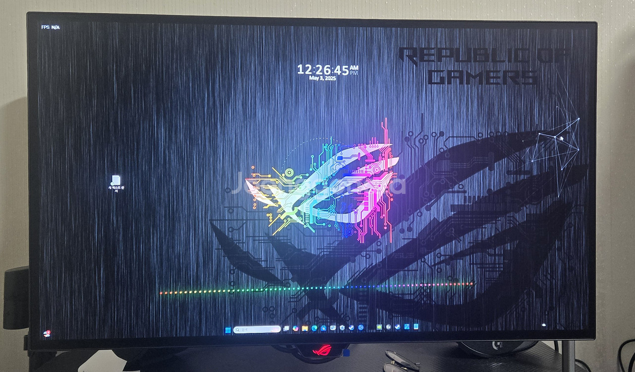 9800x3D ASUS X870E HERO 본체 팜.--1