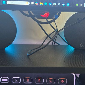 9800x3D ASUS X870E HERO 본체 팜.
