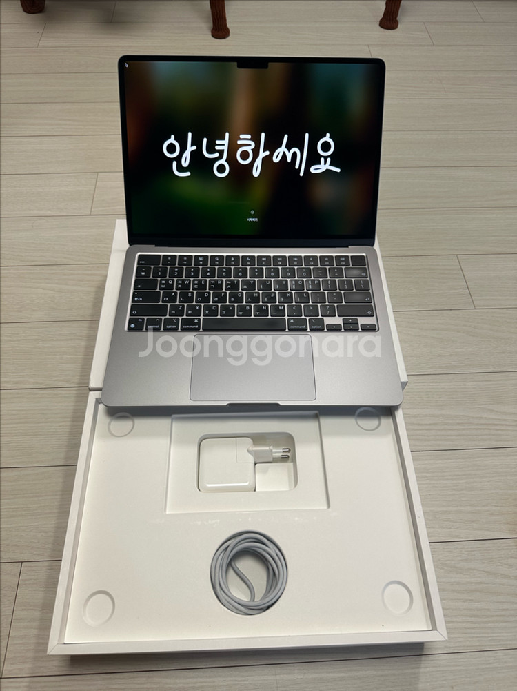 맥북 에어 M2 13인치 24gb 512ssd 스그--0