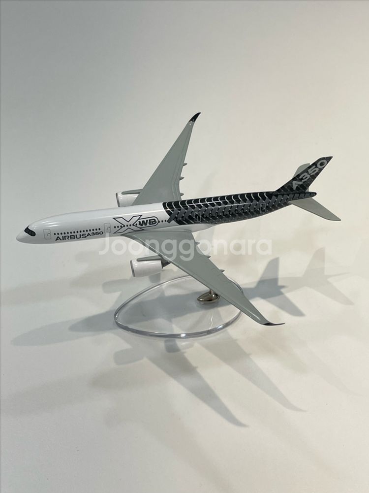 에어버스 A350 XWB 1:400 스케일 모형 새상품--2