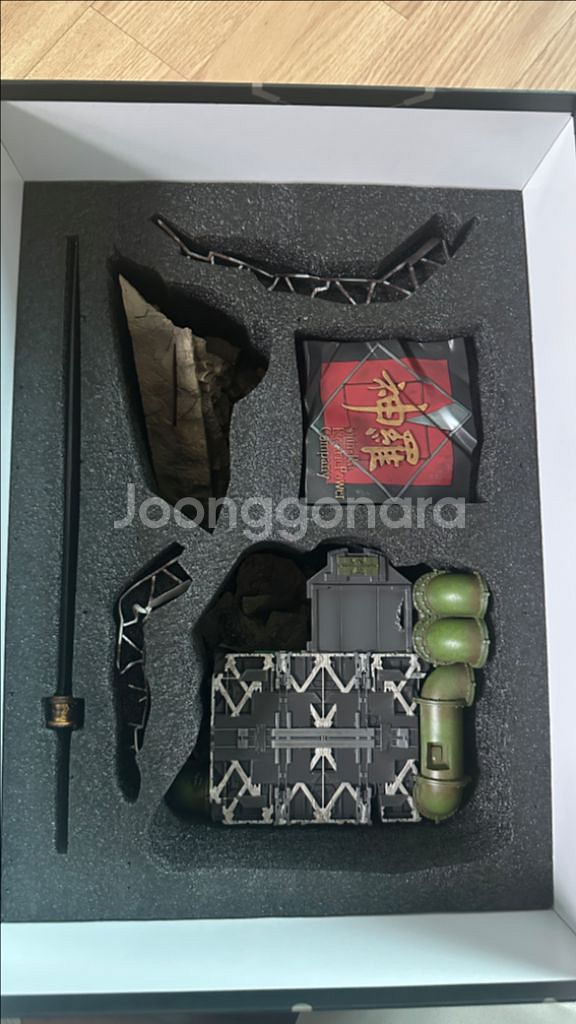 VTSTOYS 파이널판타지 1/6 클라우드 피규어--3