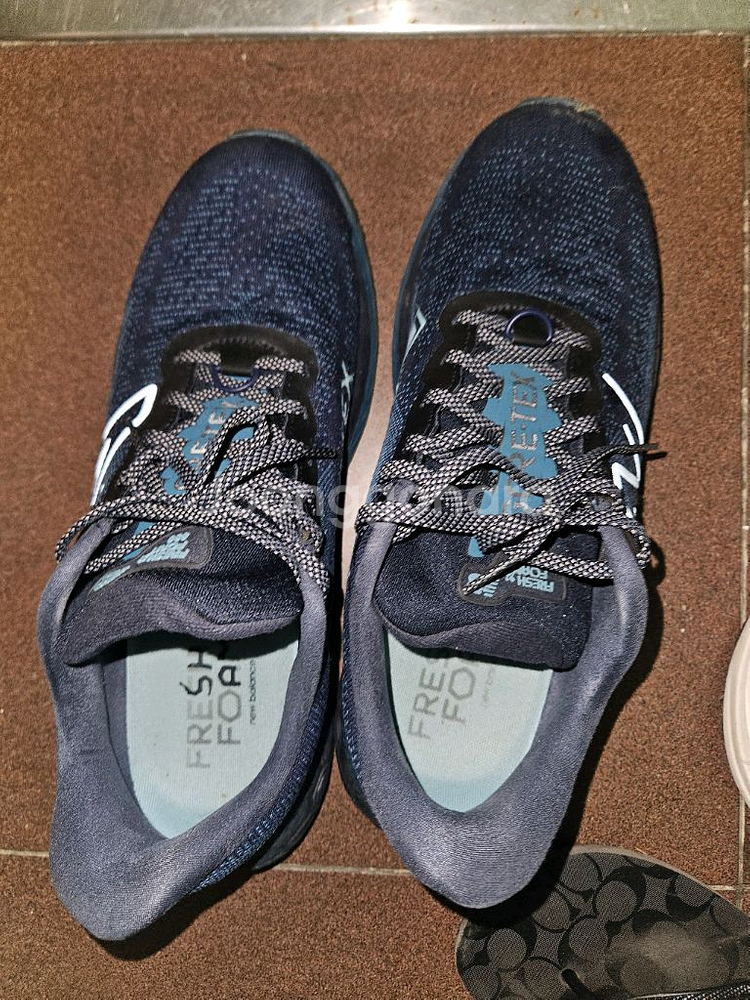 뉴발란스 880v13 고어텍스 290 D 중고--2