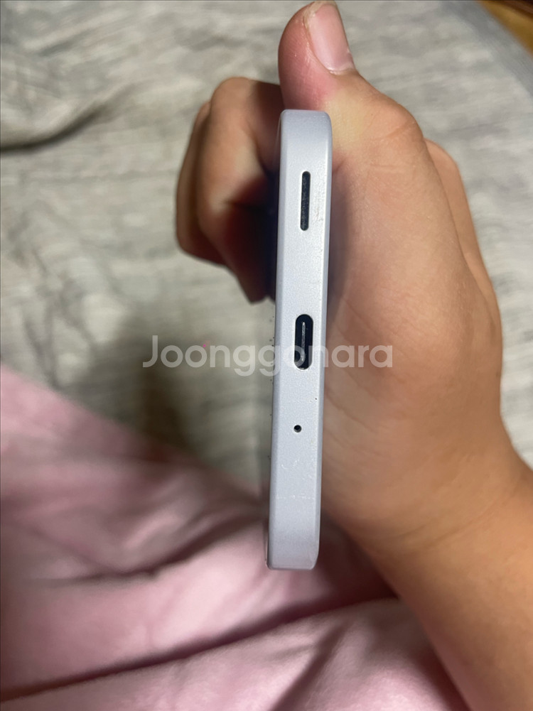 갤럭시A16 부품용 액정이상--6