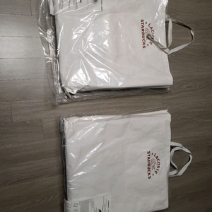 스타벅스 폴딩체어 아이보리 2개 8만원에 드려요