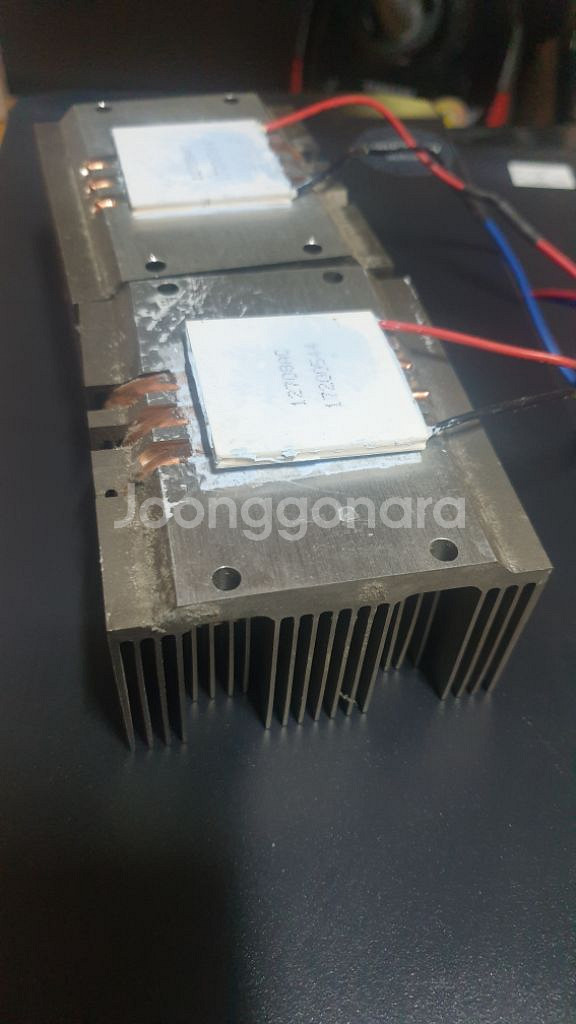 열전소자 펠티어소자 2개 방열판 포함--1