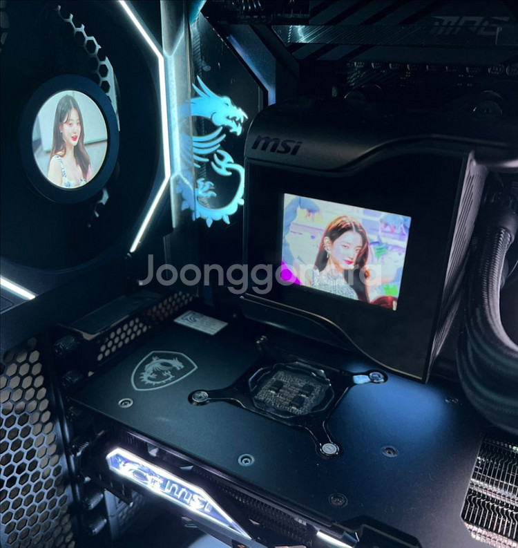 9800x3d x870e 4070ti 리안리 LCD--1