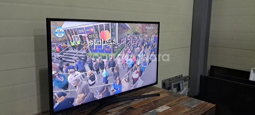 4160 삼성 43인치 스탠드 LED TV(블랙)--8