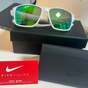나이키 모조 선글라스