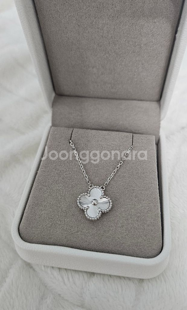 반클리프 목걸이 기요세 화골 18k 제작 mdbm--0