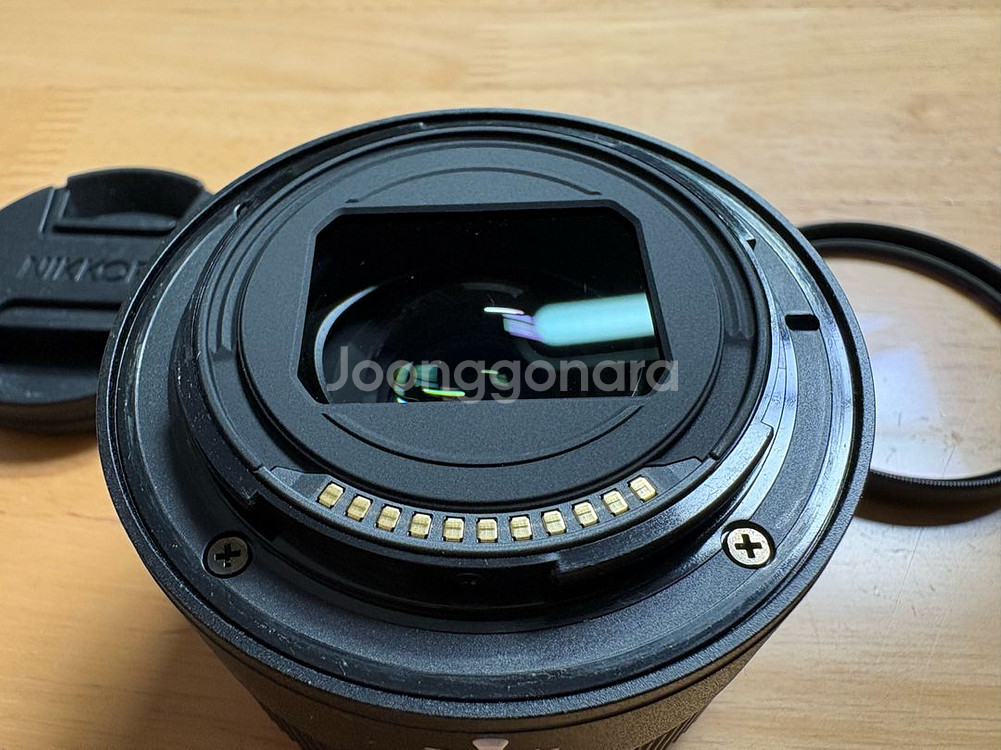 니콘 NIKKOR Z 40mm f2 렌즈 판매합니다--3