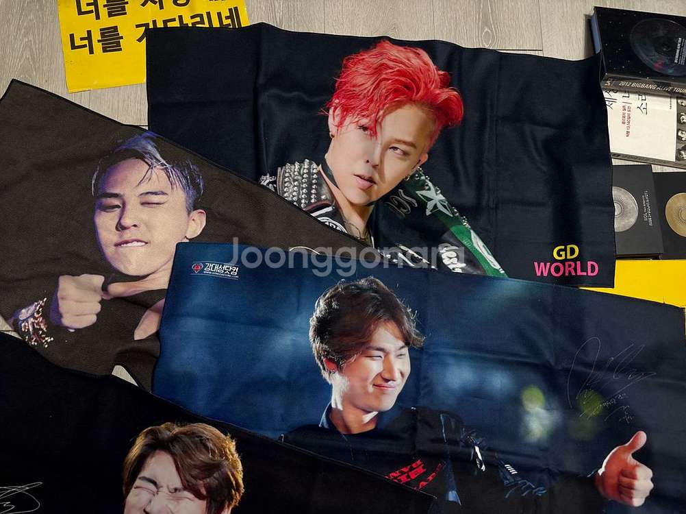 뒤에 사진 더 있음) 빅뱅 굿즈,앨범,DVD 판매합니다--4