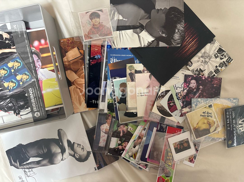 뒤에 사진 더 있음) 빅뱅 굿즈,앨범,DVD 판매합니다--3