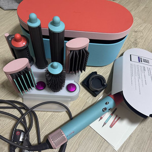 다이슨 에어랩 멀티스타일러 세라믹팝+거치대