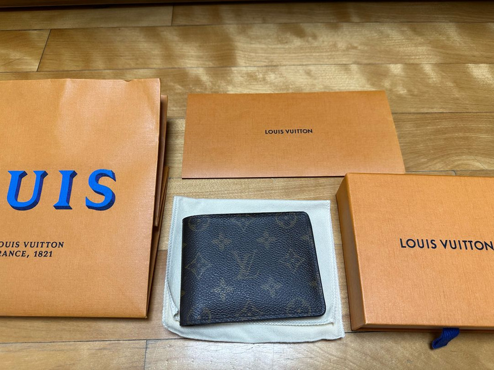 A급 정품 루이비통 멀티플 남자지갑 풀셋 팝니다--1