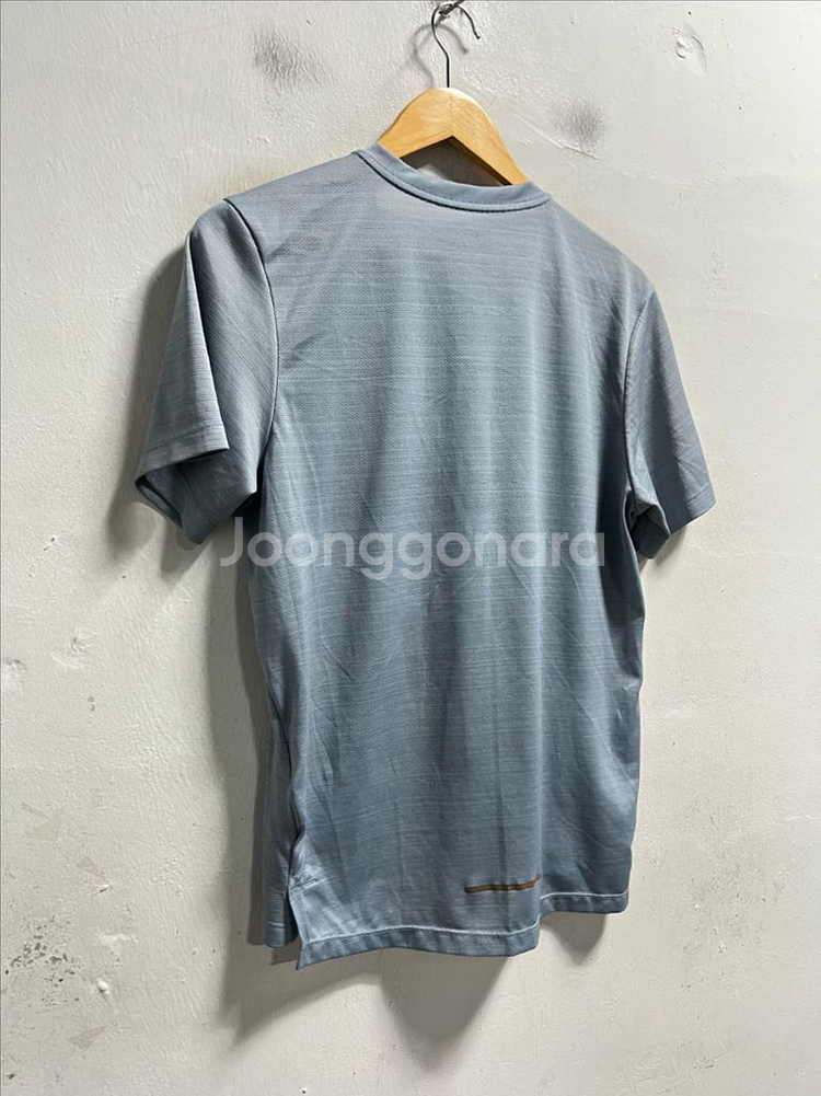 95 나이키 러닝 드라이핏 기능성 스판 반팔티--3