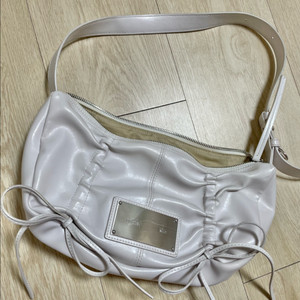 마뗑킴 셔링백 화이트