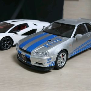 닛산 스카이라인 gtr r34와 람보르기니 쿤타치