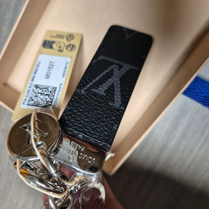 루이비통 네오 LV 클럽 백 참 & 키 홀더 모노그램