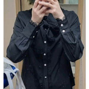 고스 / 지뢰계 / 멘헤라 : 리본 프릴 블라우스