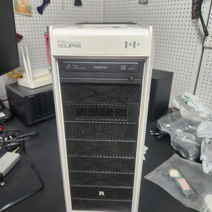 PC - 2700X / 16GB / GTX1060 /
