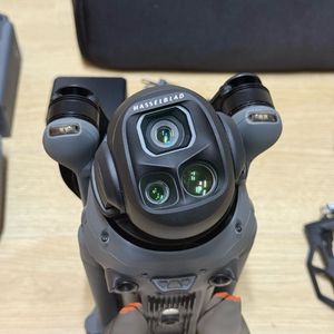 DJI 매빅4 플라이모어콤보