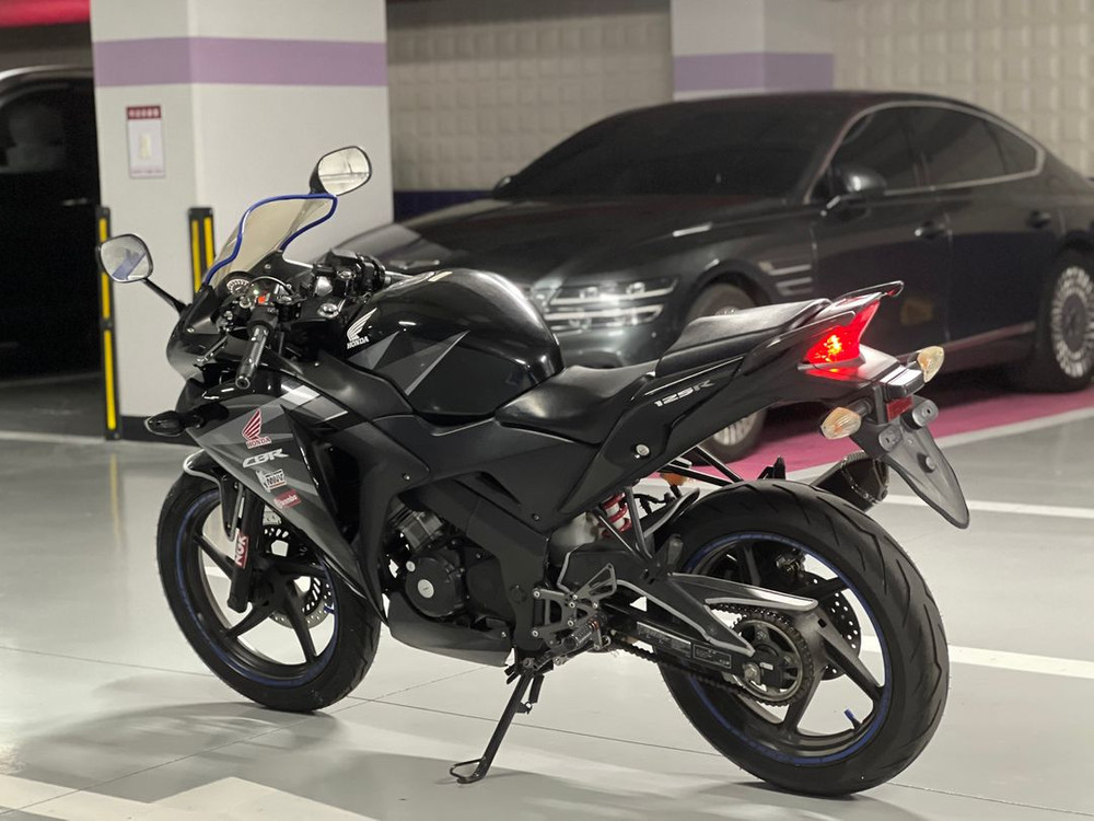 혼다/CBR125/ 14년식/2@@@@/130만원/흑마--4